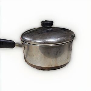Vintage Revere Ware 2 Quart Saucepan With Lid Copper Bottom